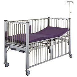 2 crank infant nursing beds