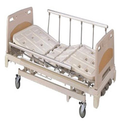 3-crank-nursing-beds 