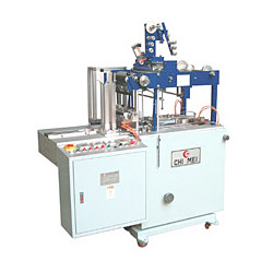 overwrapping machine with feeding hopper