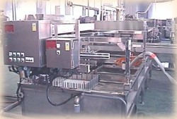 automatic-tofu-cutting-cooling-conveyors