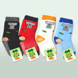 bear kids socks 