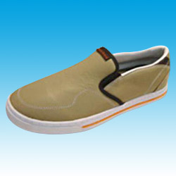 casual shoes 