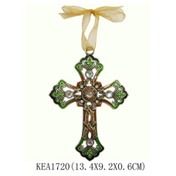 cross pendant