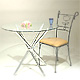 Round Tables image