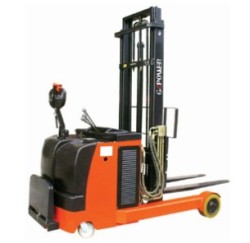 electric-reach-trucks