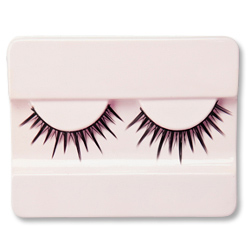 false eyelashes 