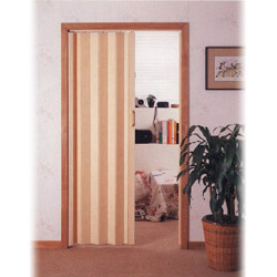 folding doors (accordion doors)