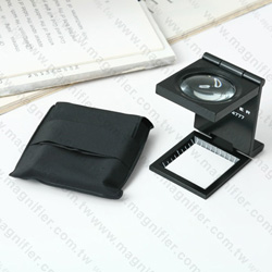 folding magnifier