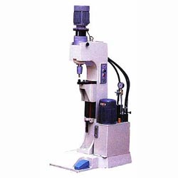 half bracket type hydraulic riveting machine. 