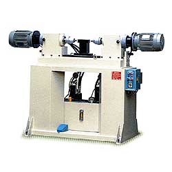 horizontally mounted with twin heads type hydraulic riveting machine