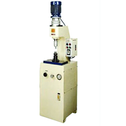 hydraulic riveting machine