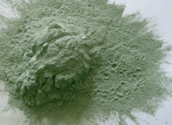 Green-silicon-carbide-sic-powder-and-grit