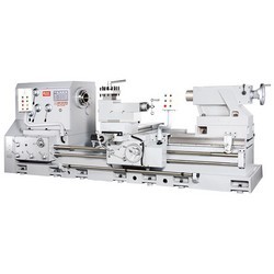 Heavy-Duty-Precision-Lathe-Machines