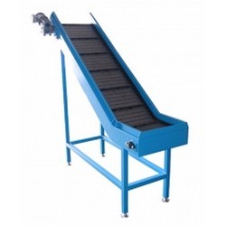 Inclined-type-Slat-Conveyor-