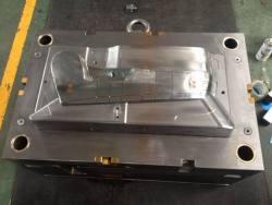 Plastic-Injection-Mold