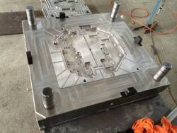 Plastic-Injection-Mold