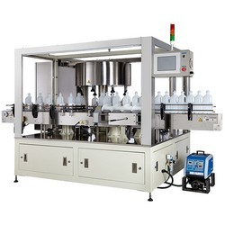 Roll-Fed-Labeling-Machine