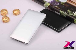 Slim-Aluminum-Power-bank