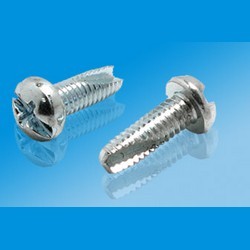 Thread-Cutting-Screw