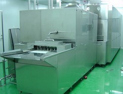 Tunnel-Type-Washing-Drying-Sterilizing-Machine 