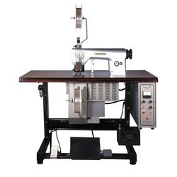 Ultrasonic-Welding-Machine