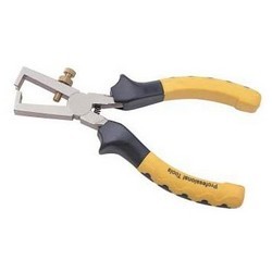 WIRE-STRIPPER-PLIER