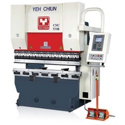 YCN-Series-CNC-Hydraulic-Press-Brake