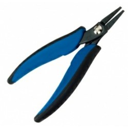 flat-long-nose-pliers 