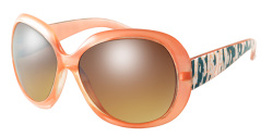 plastic-woman-sunglasses