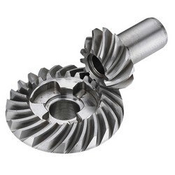 spiral bevel gear for outboard engines