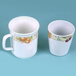 melamine cup and sauce dish