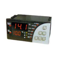 microcomputer temperature controller