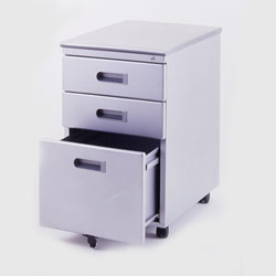 mobile pedestal