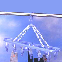 oval foldable hangers (home hardware)