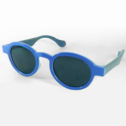 plastic fashion sunglasses