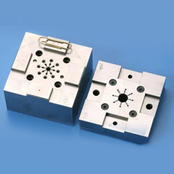 plastic injection moldings