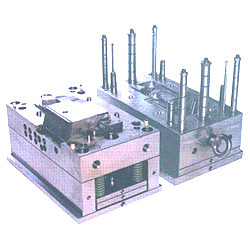 plastic injection molds 