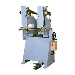 pneumatic eyeleting machine 