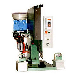 pneumatic riveting machine