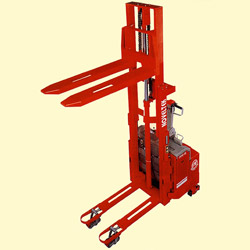 powered pallet stacker