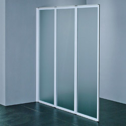 shower enclosure 