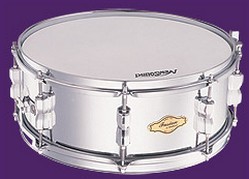 snare drums 