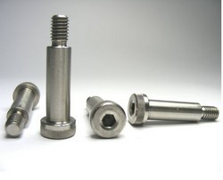 socket-head-shoulder-screw