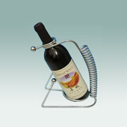 spring shaped wire wine rack