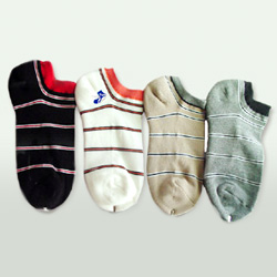 stripe sneaker sock 