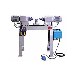 horizontally mounted with twin heads type pneumatic riveting machine.