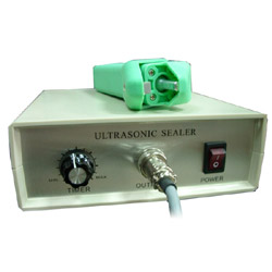 ultrasonic clam shell sealer