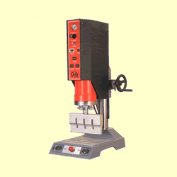 ultrasonic plastic welding machine 