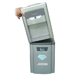 water dispenser and ice maker 